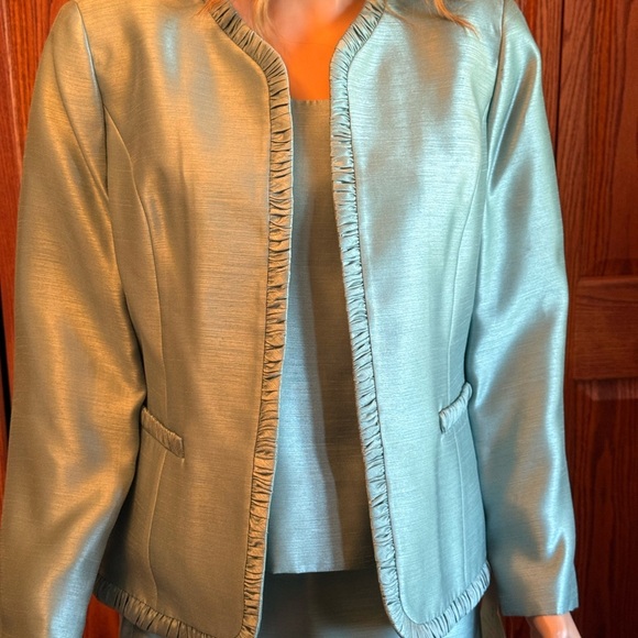 NWT Kasper Women’s 3 Piece Skirt Set Size 14 Petite Turquoise/Light Green - Picture 5 of 16